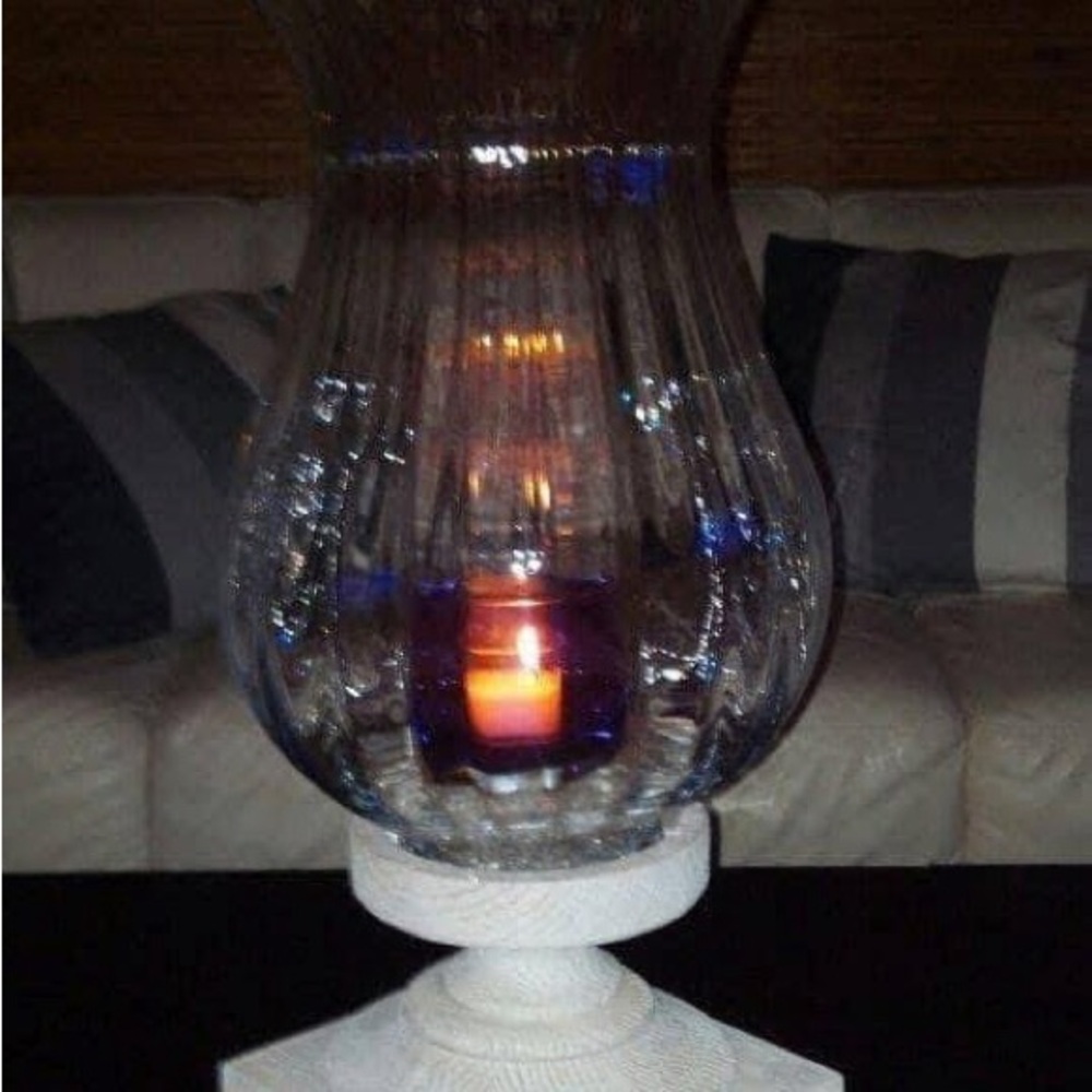 Elegant Glass Hurricane with base
